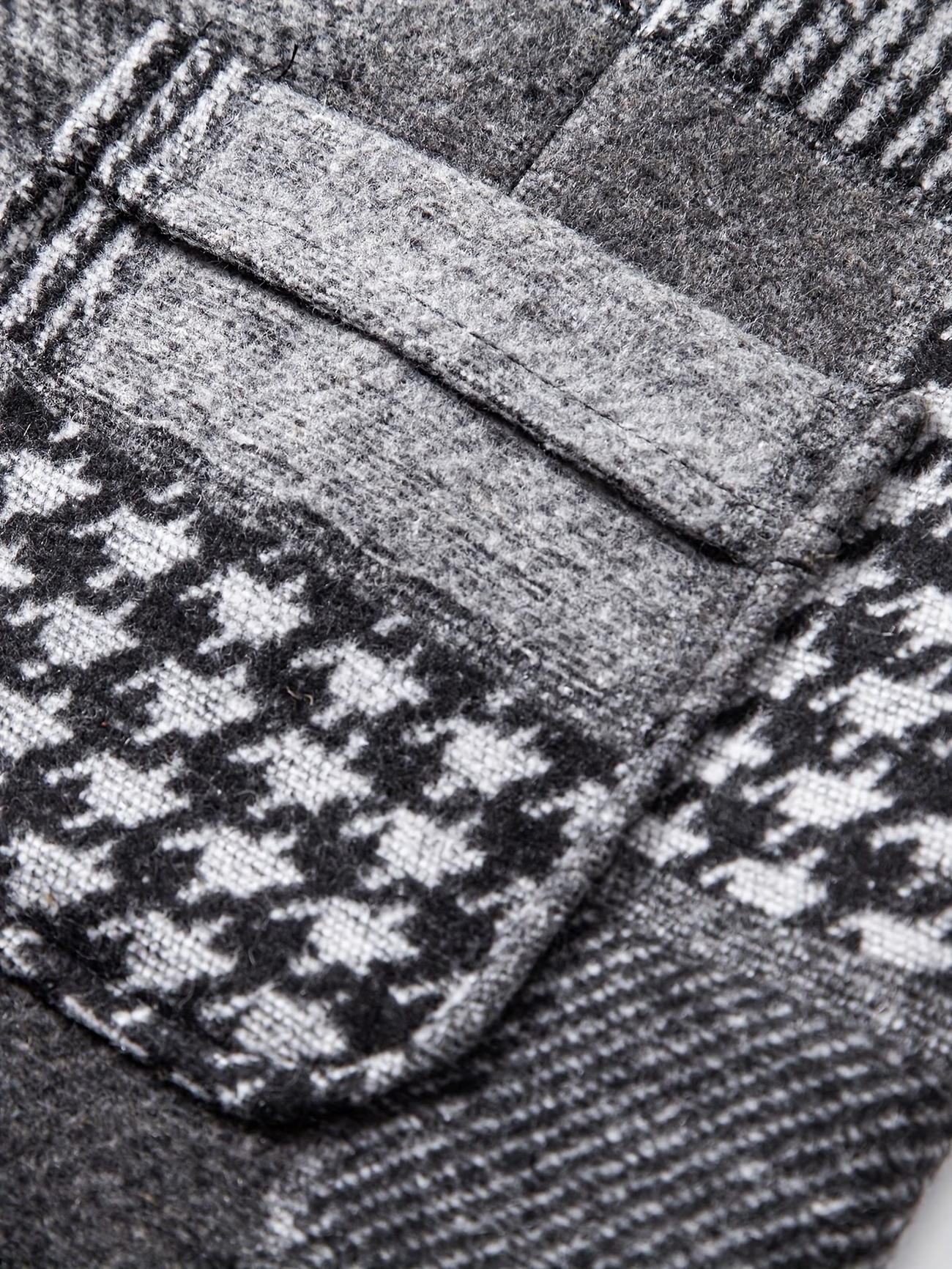Leo | Patchwork Tweed Waistcoat with Herringbone Pattern