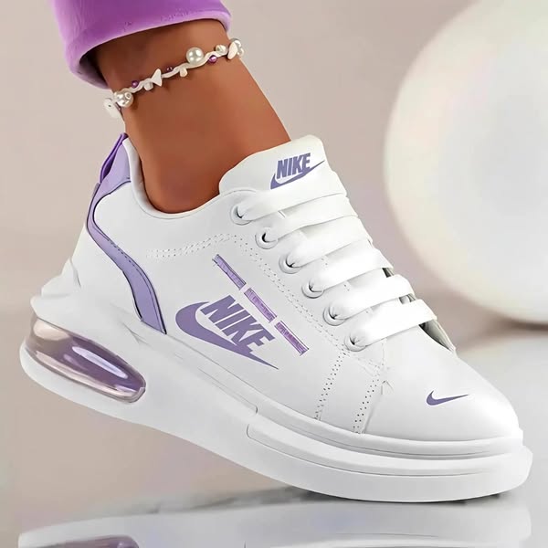 NK Women’s Sneakers— Clearance