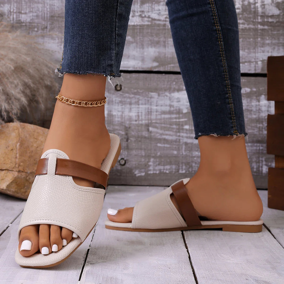 Capri Slide